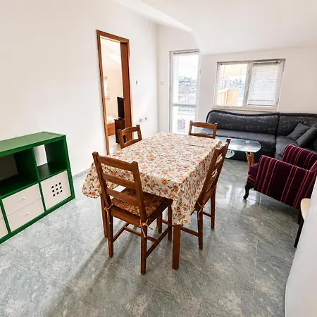 Informat 1 - Pool And Seaview - Location Apartamento